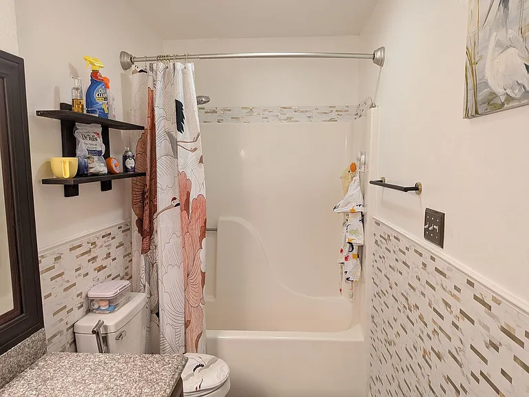 5275 Powrie Dr — Photo 30