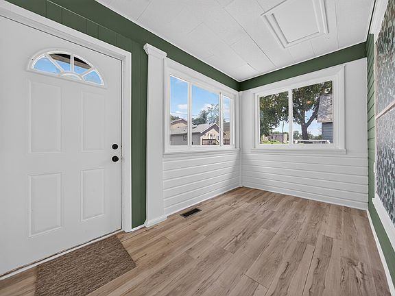 4th image of 719 W Virginia Ave