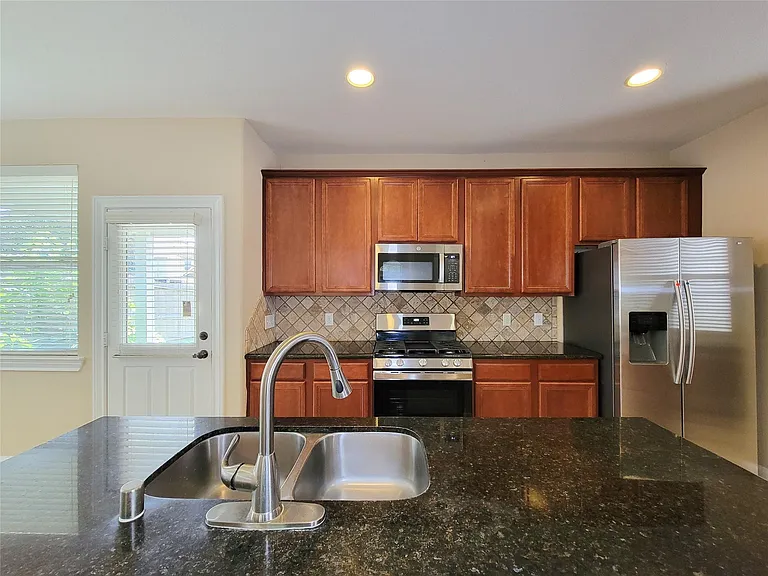 50 W Montfair Blvd — Photo 11