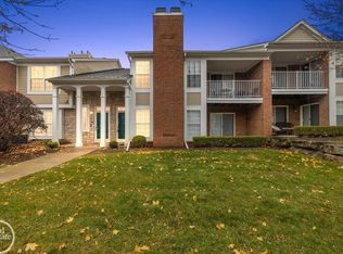 44755 Marigold Dr #234, Sterling Heights, MI 48314