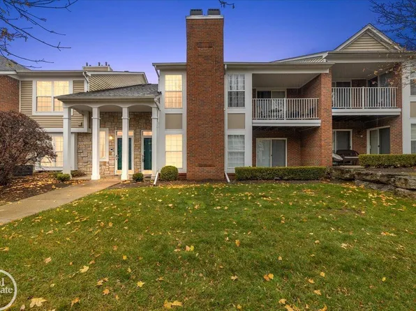 44755 Marigold Dr #234, Sterling Heights, MI 48314