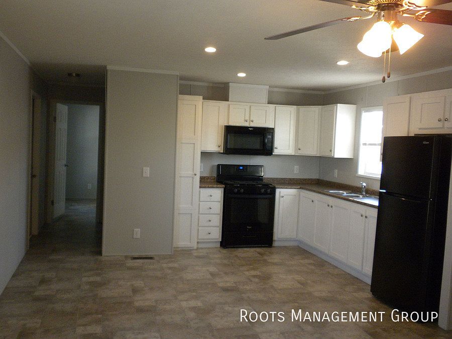1st image of 711 Auvil Ct #72