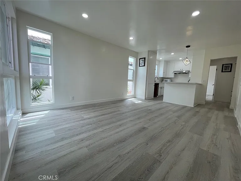 1451 Roycroft Ave #1 — Photo 6