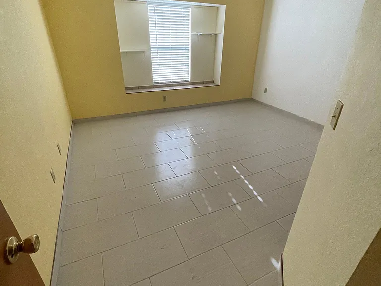 4908 Garnet Pl — Photo 9