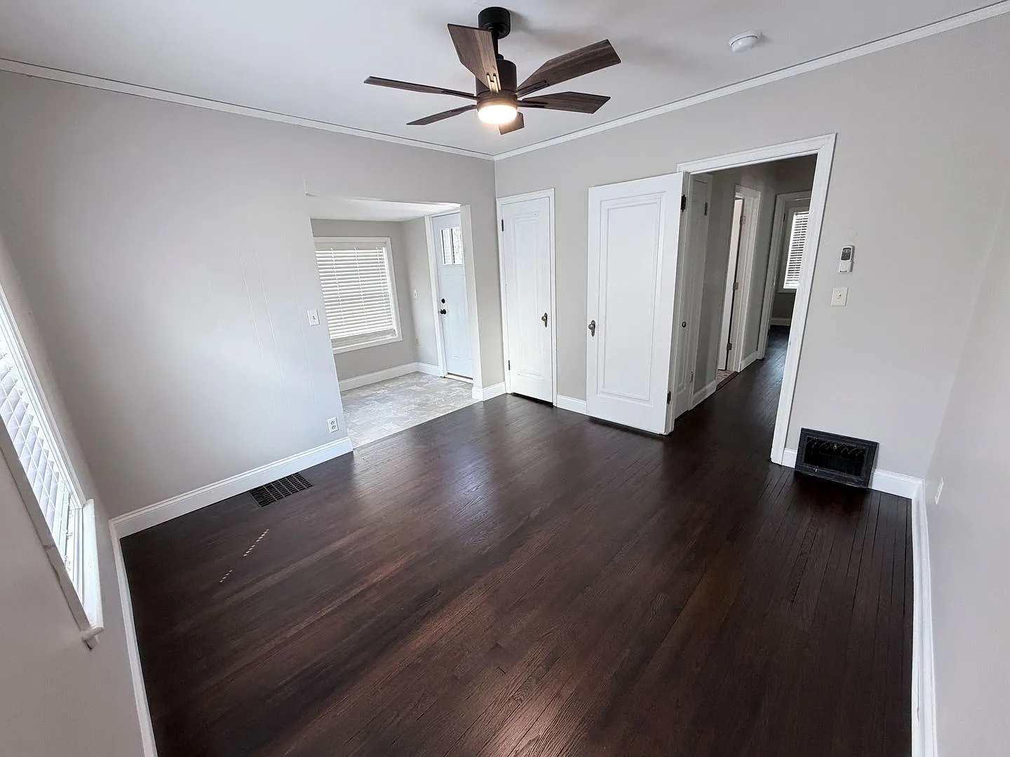 Newly Renovated 2 Bedroom House 1 bath House in Faribault! — Photo 3