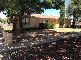 300 SW 14th St, Seminole, TX 79360