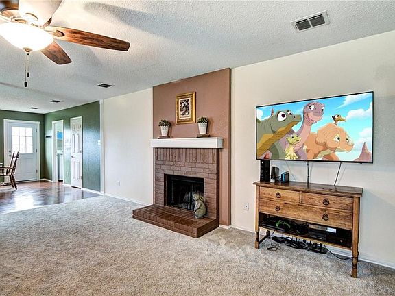 4th image of 1701 Spyglass Dr