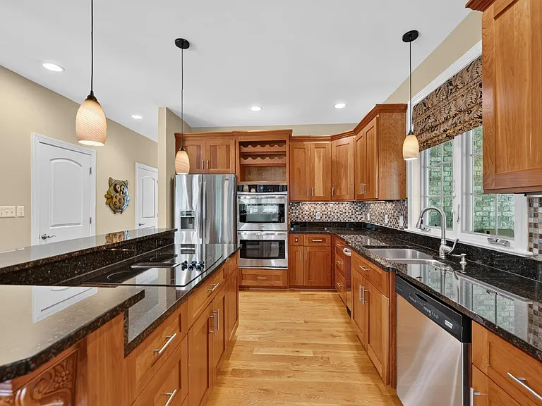 237 Golf Course Trl — Photo 5