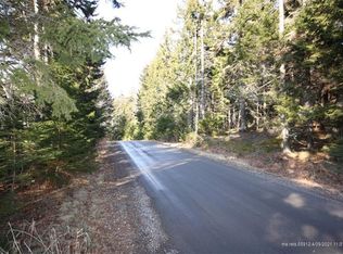 65 Decker Reef Rd, East Boothbay, ME 04544