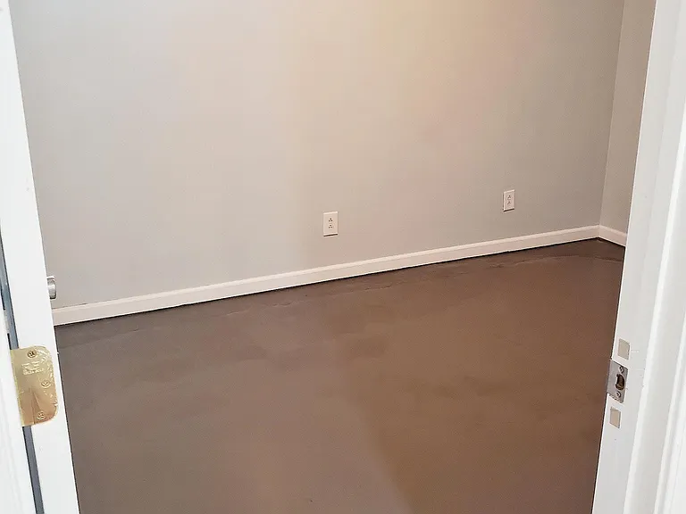 208 Ramsey Ln — Photo 23