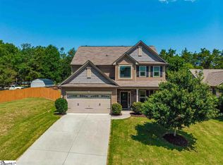 201 Bergen Ln, Simpsonville, SC 29681