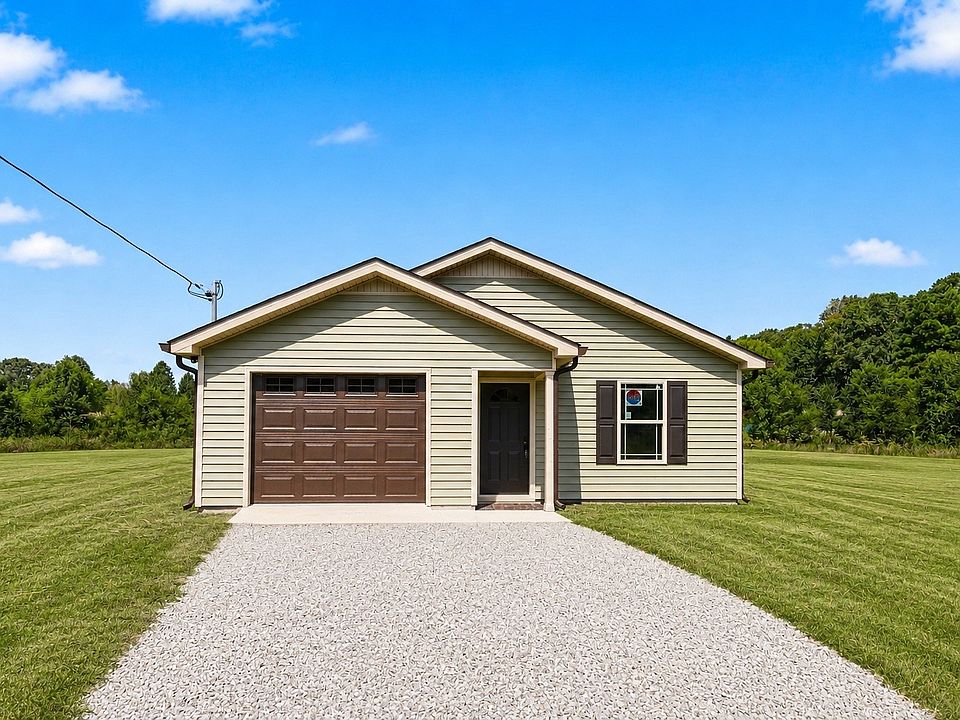1st image of 105 N B St Lot 82