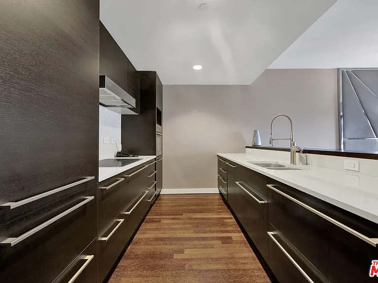 6250 Hollywood Blvd #6F — Photo 12