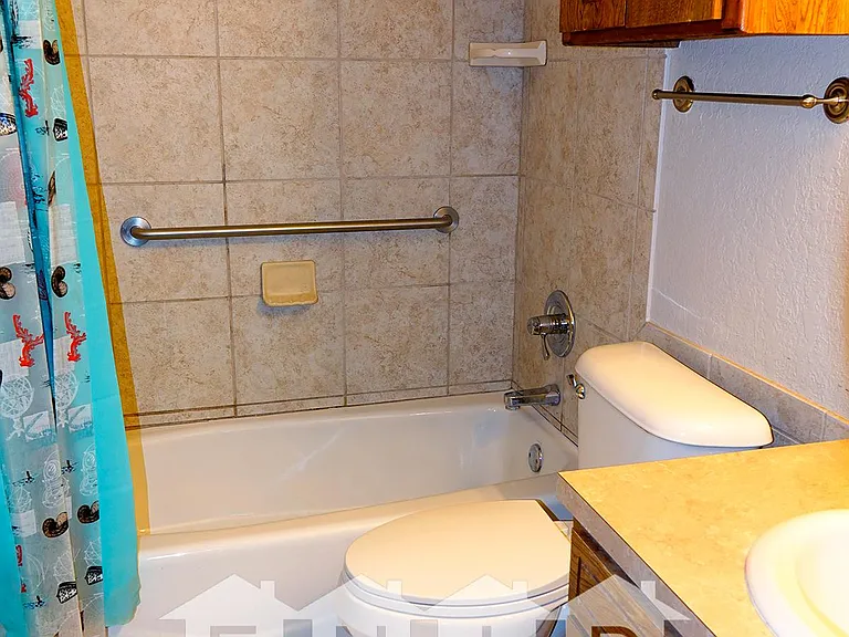 205 S Greenleaf Dr — Photo 11