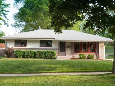 362 Debbie Dr, Waukesha, WI, 53189