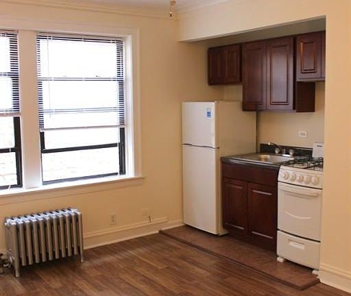 2nd image of 4544 N Damen Ave #4546315