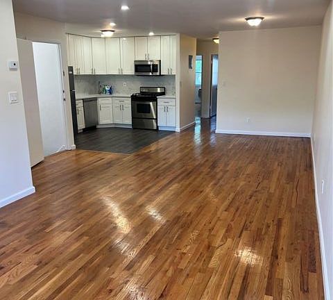 4th image of 240-53 68th Ave #25