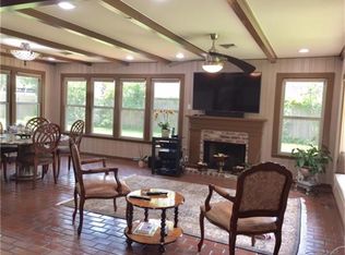 810 Chowning Rd, Houston, TX 77024