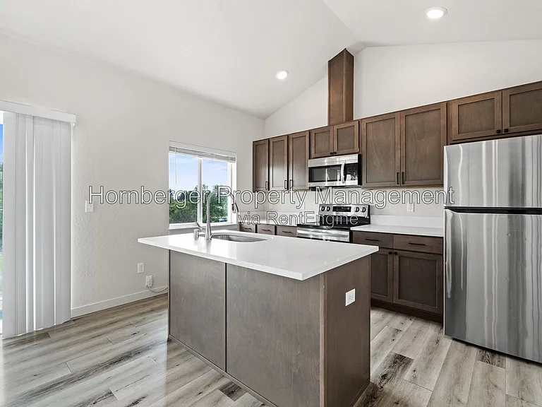 16104 E Valleyway — Photo 25