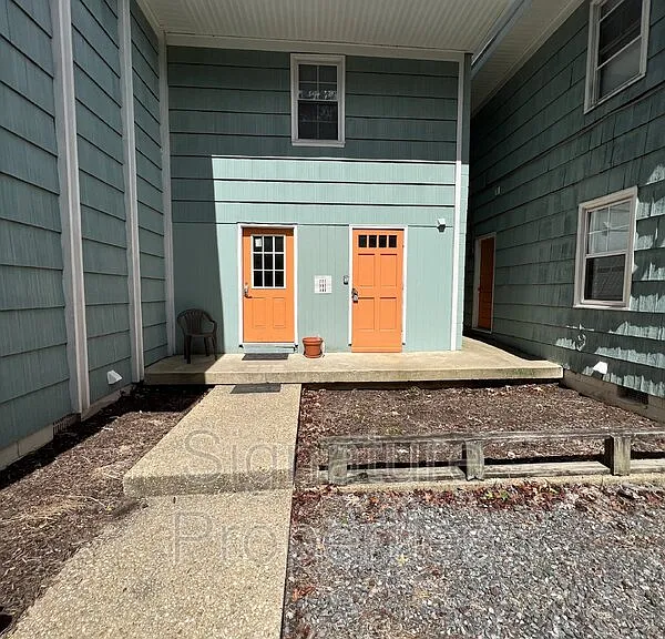 631 Quincy St #G — Photo 17