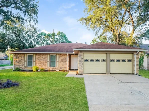 13430 Piney Oaks Dr, Houston, TX 77065