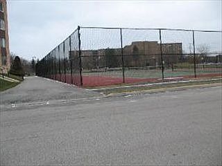 3rd image of 1103 S Hunt Club Dr APT 319