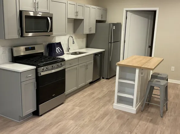 4th on Campus, 3107 4th St SE APT 3, Minneapolis, MN 55414