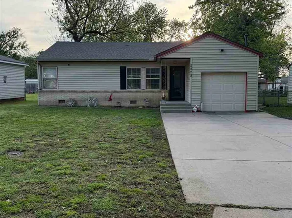 2228 Mary St, Ponca City, OK 74601