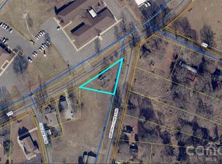 623 7th St SW, Taylorsville, NC 28681