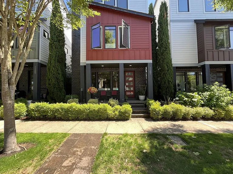 11393 SW Barber St — Photo 2