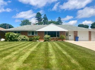 561 Lacroix St, Chatham Kent, ON N7M2X1