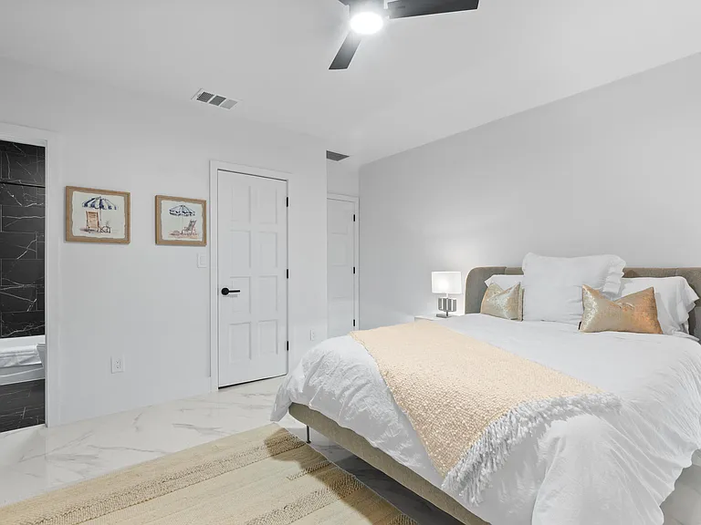 516 Royal Plaza Dr — Photo 21