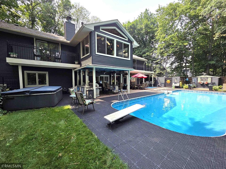 1st image of 13060 Oakview Ln N