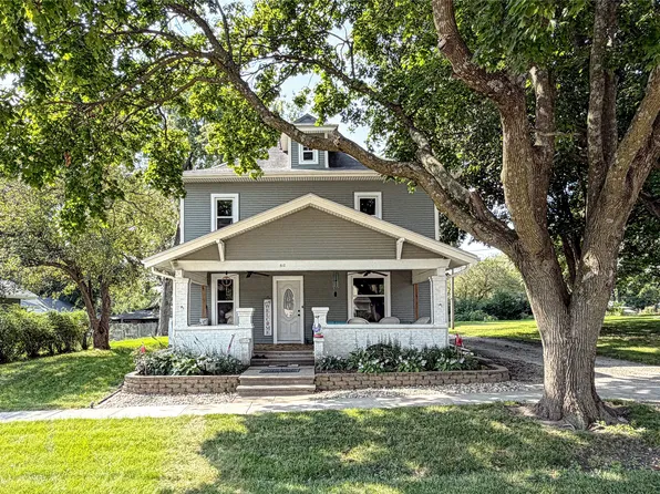 512 SE 2nd St, Grimes, IA 50111