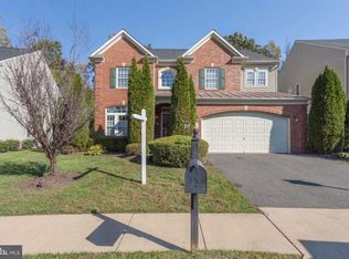 12540 Cerromar Pl, Fairfax, VA 22030