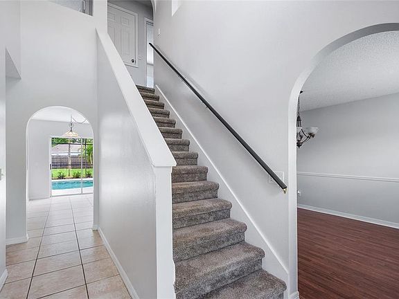 3rd image of 4109 Mendenwood Ln