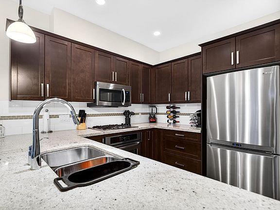 5th image of 22865 Telosky Ave #69