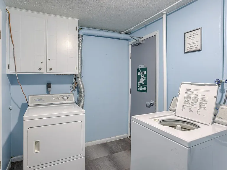 135 E Sheridan St #4 — Photo 12