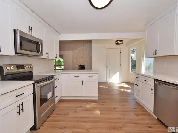 5905 Blue Hills Dr, Reno, NV 89502