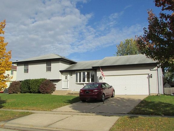 3rd image of 6609 Langsford Ln