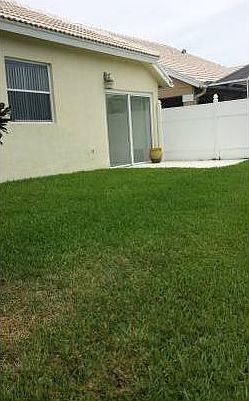 4th image of 12827 Hampton Lakes Cir