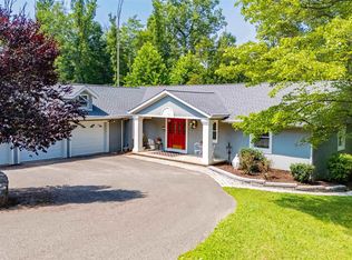 80 Candlelight Dr, Morgantown, WV 26508