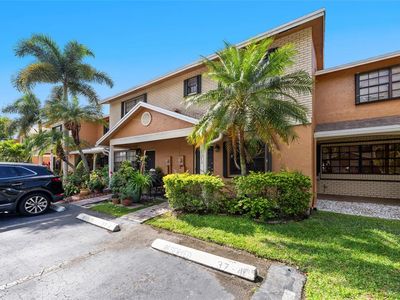 10372 NW 3rd St, Pembroke Pines, FL, 33026