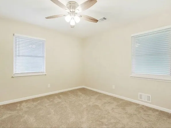 2364 Shamrock Dr, Decatur, GA 30032