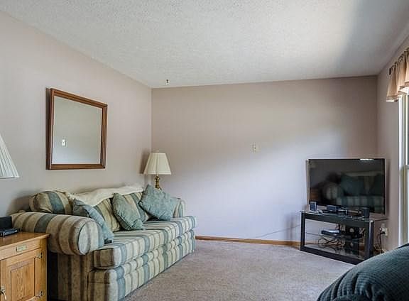 2nd image of 2414 Haviland Ct
