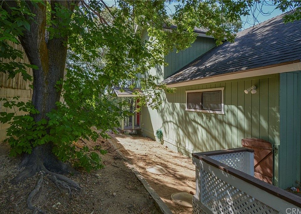 296 Donner Dr, Crestline, CA 92325 Zillow