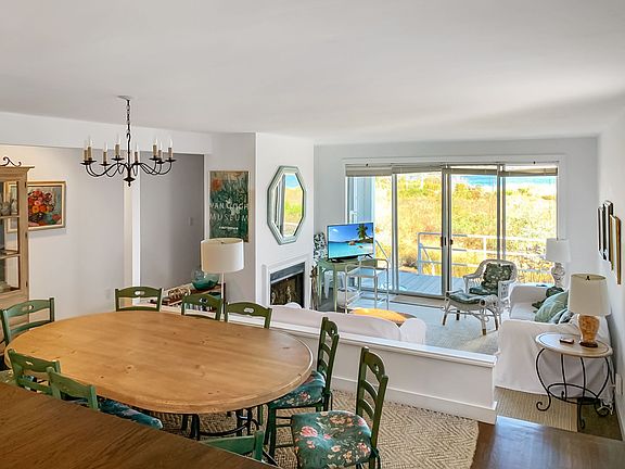 2nd image of 160 5th St APT 27