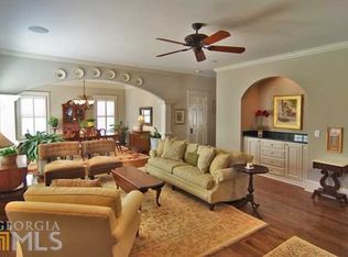 308 Willow Ln, Decatur, GA 30030