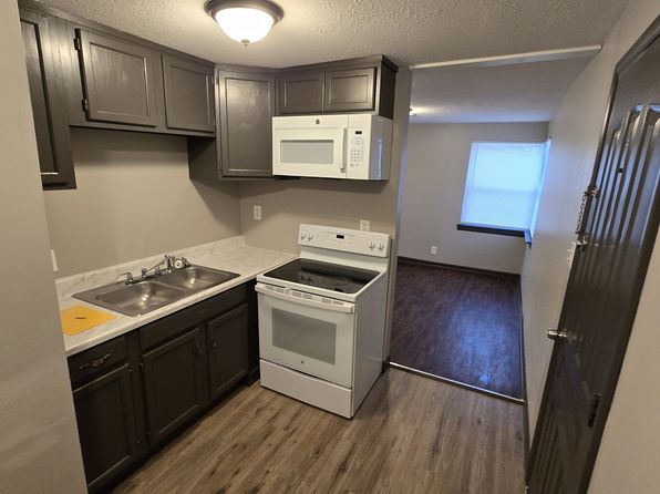 2009 S Joplin St #1, Pittsburg, KS 66762