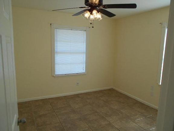 5th image of 514 Lakeland Dr